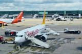 Boeing 737-82R